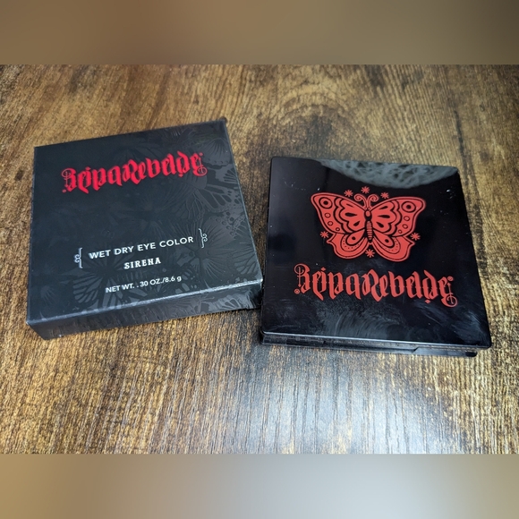 5/75$ REINA REBELDE Wet Dry Eye Color Palette - Picture 6 of 14